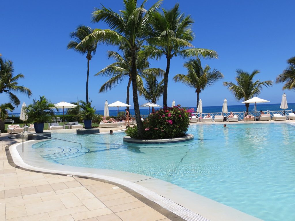 Pool vom Hotel in Mauritius