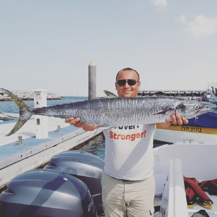 Charter de pesca Al Marakeb