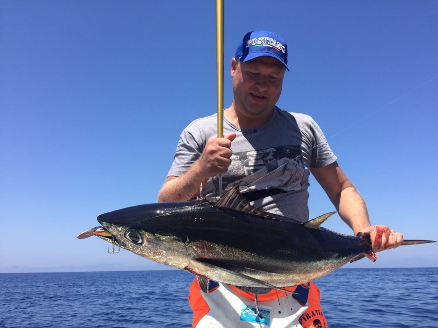Charter de pesca El Tuna